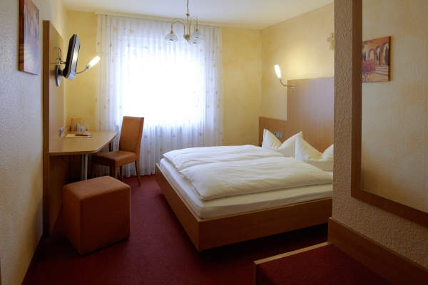 Hotel Gasthof zur Sonne (Röfingen)